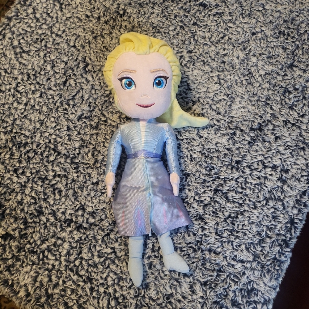 Princess Elsa Frozen II 2 Disney Soft Stuffed Plush Doll 14in